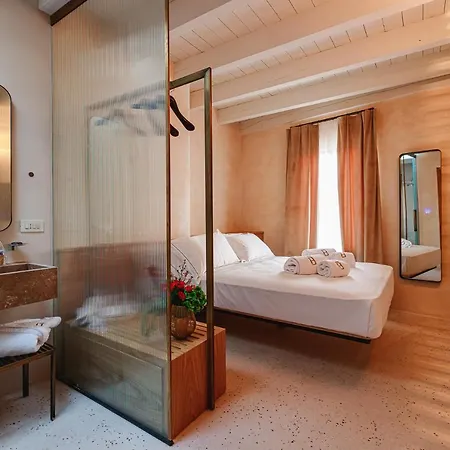 Bayit Charming Place 4* 滨海波利尼亚诺