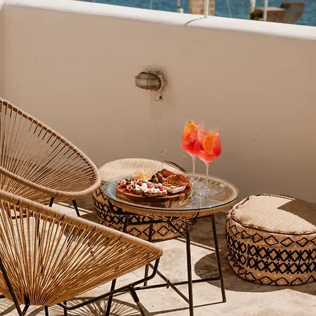 Bayit Charming Place
