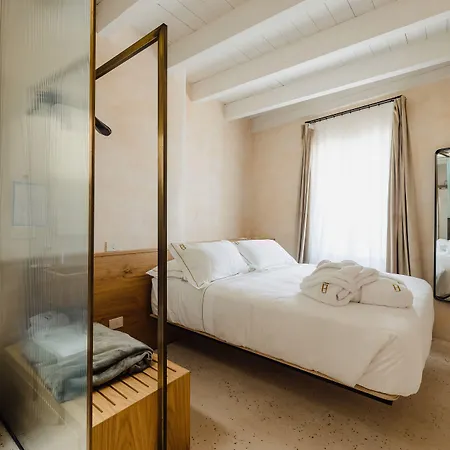 Πανσιόν Bayit Charming Place