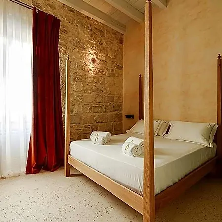 Casa de hóspedes Bayit Charming Place 4*