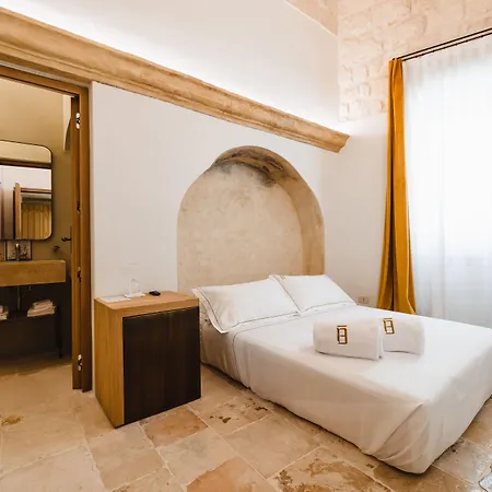 Bayit Charming Place 게스트하우스 4*