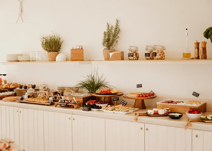 בית הארחה Bayit Charming Place 4*