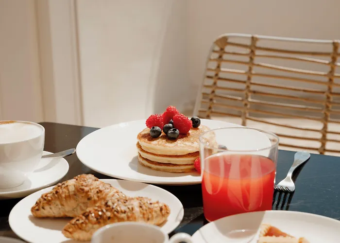 Bayit Charming Place בית הארחה 4*